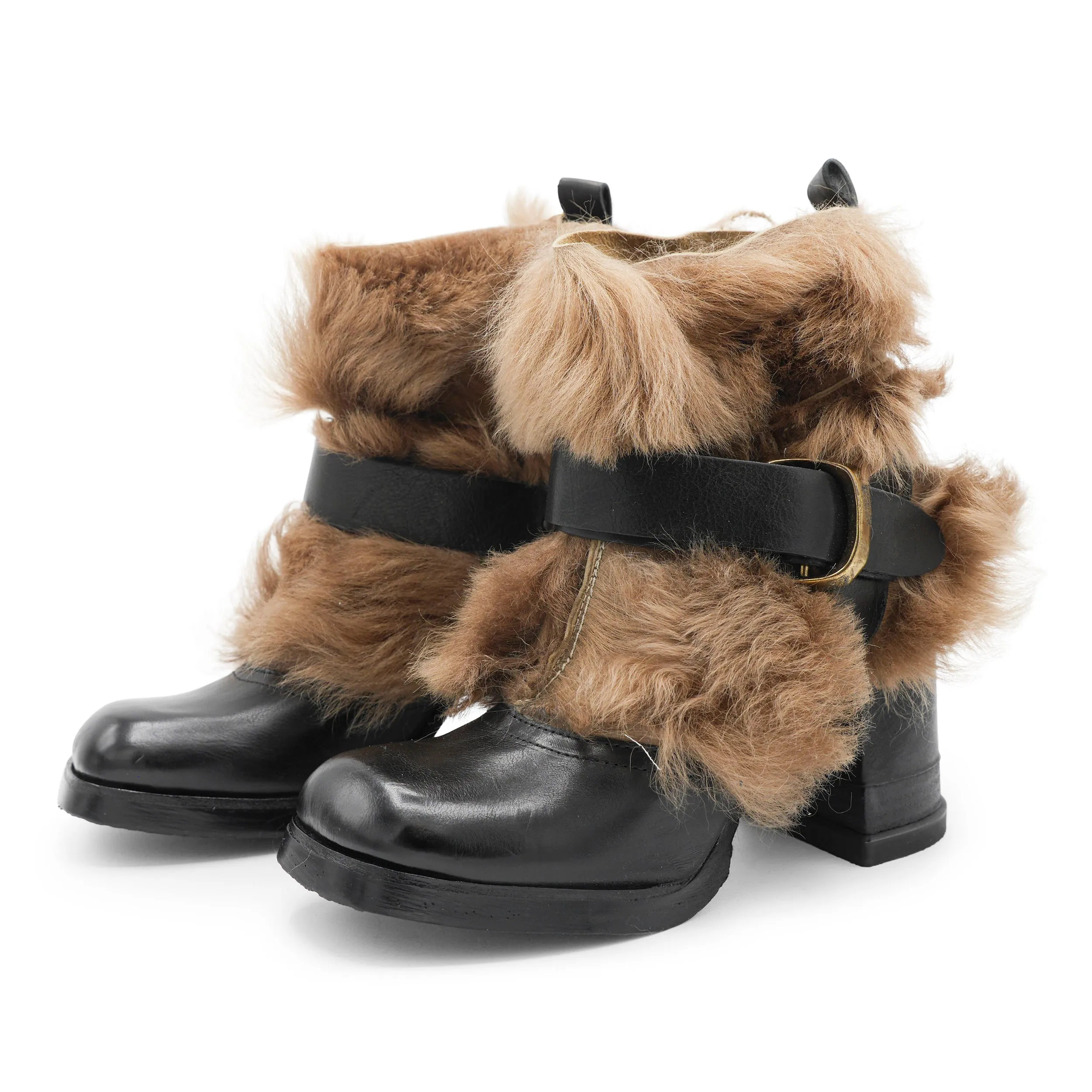 42206 - Black Leather Buckle Strap Boot With Fur