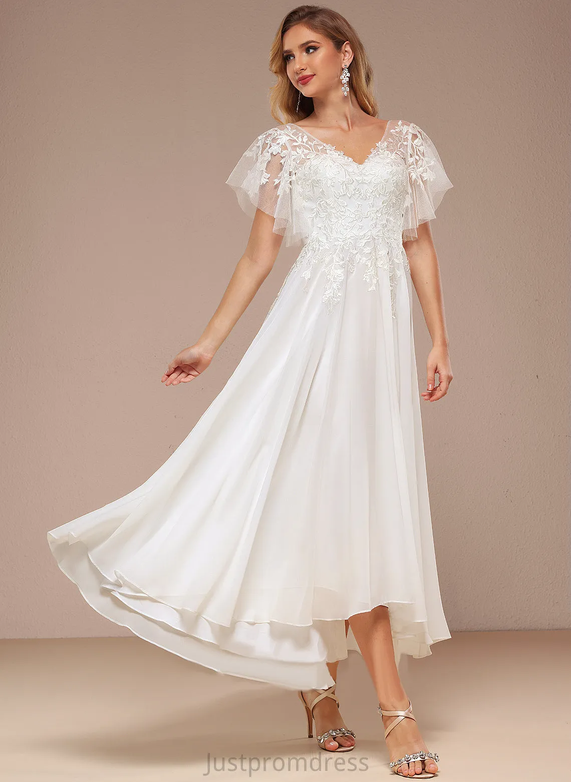 Dress Lace Asymmetrical With Sal Wedding V-neck Ruffle A-Line Tulle Wedding Dresses