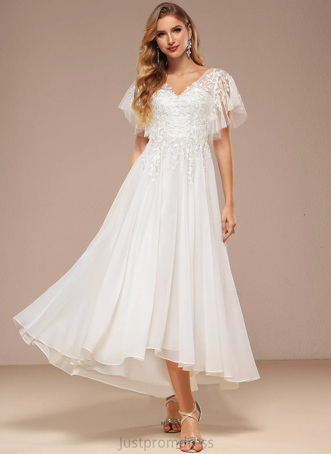 Dress Lace Asymmetrical With Sal Wedding V-neck Ruffle A-Line Tulle Wedding Dresses