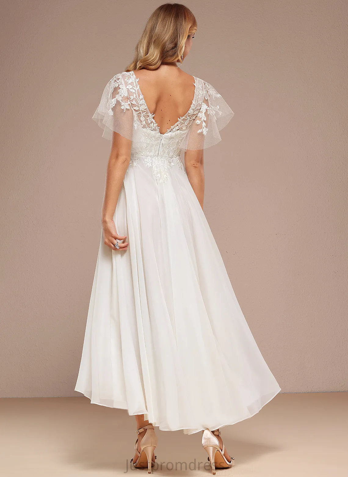 Dress Lace Asymmetrical With Sal Wedding V-neck Ruffle A-Line Tulle Wedding Dresses