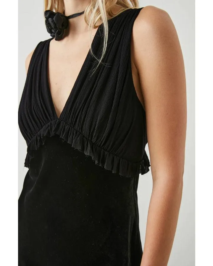 Gilda Black Velvet Sleeveless Dress