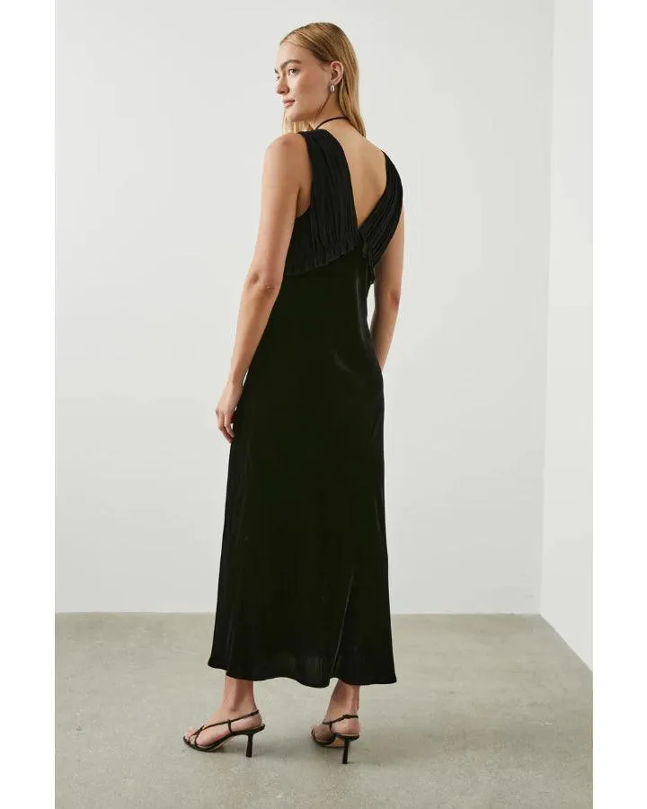 Gilda Black Velvet Sleeveless Dress