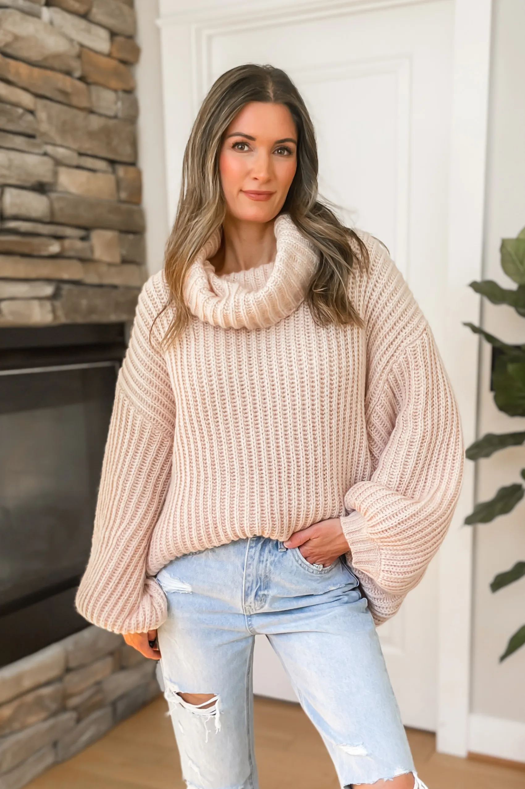 Huntley Oversized Turtleneck Sweater - Cream