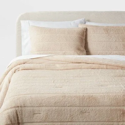 New - Threshold Luxe Faux-Fur Comforter & Sham Set Lightweight