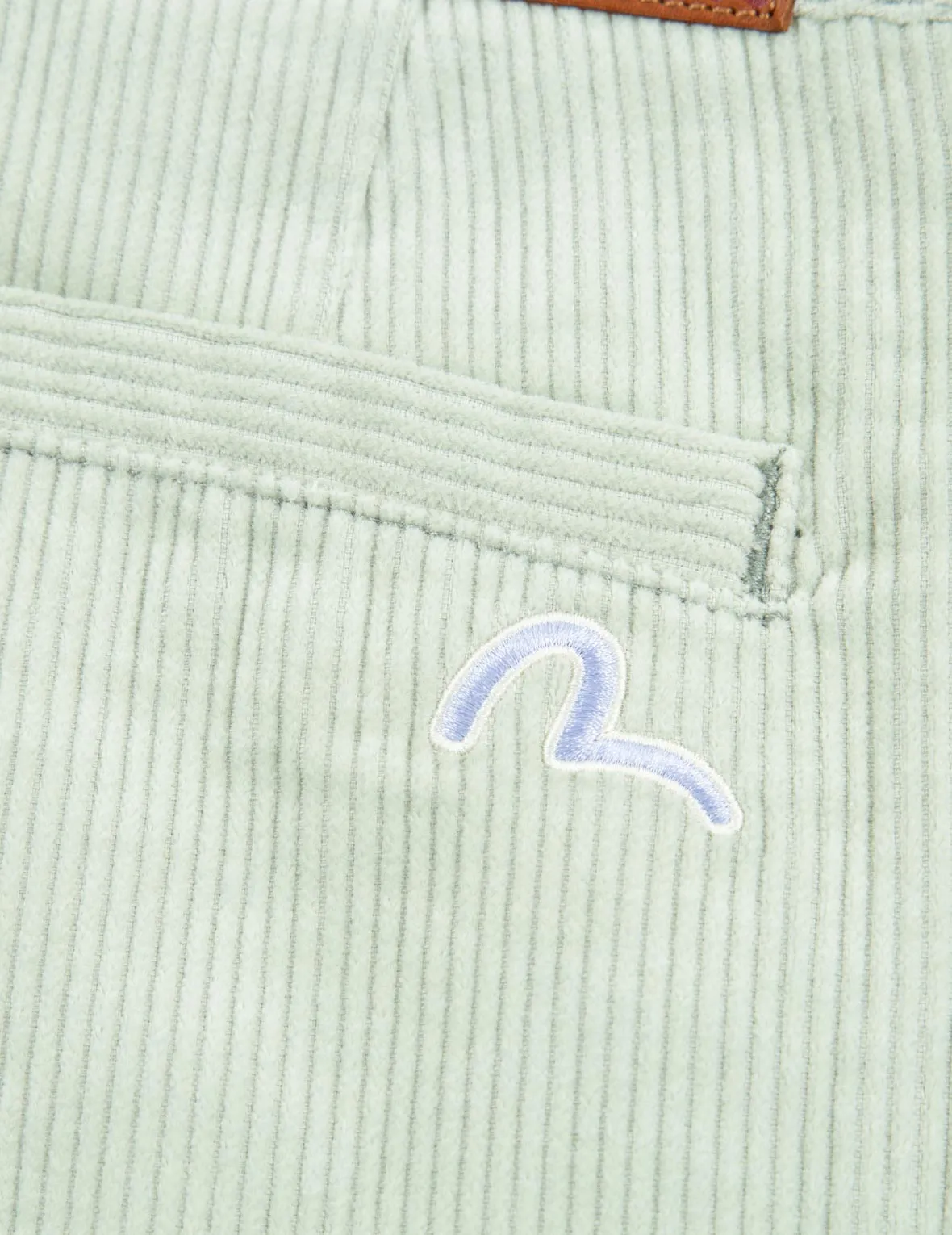 Seagull Embroidery Corduroy Shorts