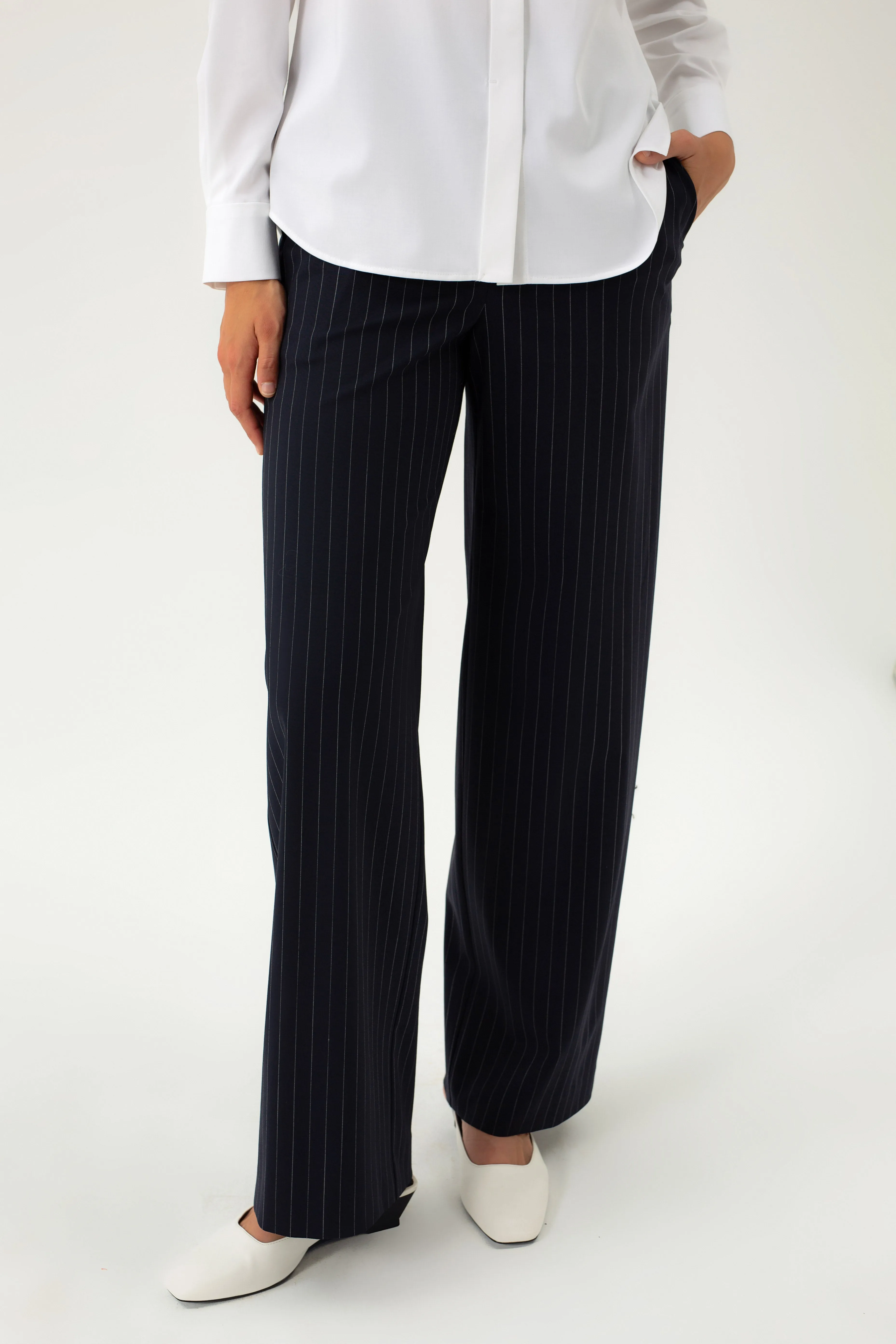 STRAIGTH STRIPED TROUSERS WITH ELASTIC WAISTBAND