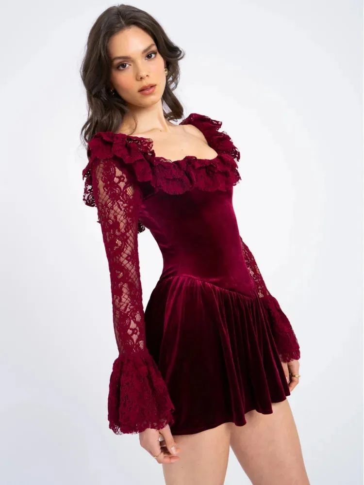 Trendy Velvet Ruffle Dress with Lace Sleeves