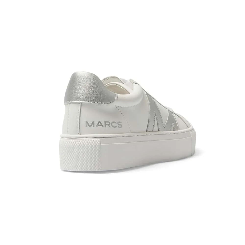 Trio Sneaker in White And Silver Leather